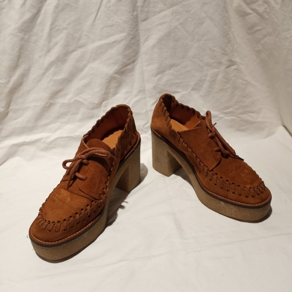MIISTA Cognac Suede Heeled Platform Oxfords w/Whip Stitching Detail Gum … - Picture 7 of 8